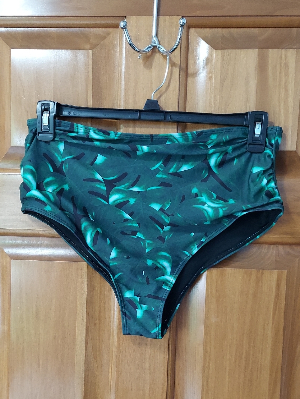 - Tropical Green Leafy Women's High Waisted Bikini Bottoms, Size XL, Like New